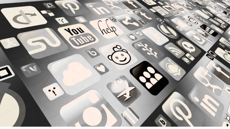 How to Build a Social Media Strategy